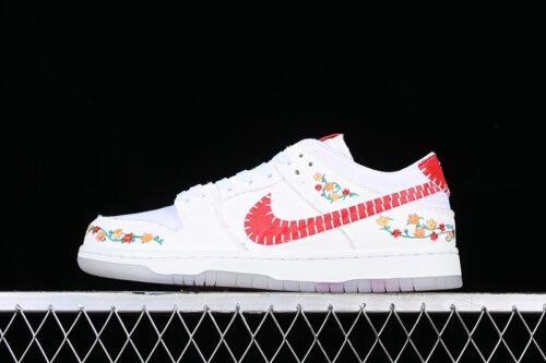 DUNK LOW DECON SB N7 OPTI YELLOW_UNIVERSITY RED_BRIGHT CRIMSON_STADIUM GREEN