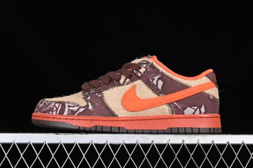 DUNK LOW PRO SB HUNTER REESE FORBES NATURAL BURLAP_ORANGE BLAZE