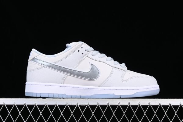 CONCEPTS X DUNK LOW OG SB QS WHITE LOBSTER FRIENDS FAMILY WHITE_PHOTON DUST_PURE