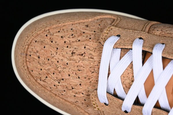 CLOT X DUNK LOW SP CORK NATURAL_FLAX_COCONUT MILK_BAROQUE BROWN