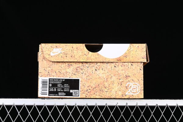 CLOT X DUNK LOW SP CORK NATURAL_FLAX_COCONUT MILK_BAROQUE BROWN