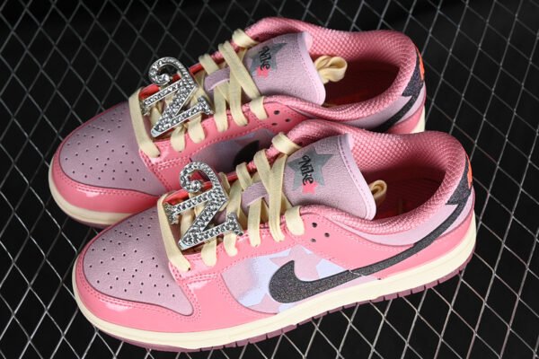 DUNK LOW LX BARBIE PINK FOAM_PALE VANILLA_BLACK_LOTUS PINK