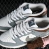 YUTO HORIGOME X DUNK LOW SB WHITE_GREEN_BLUE_BROWN