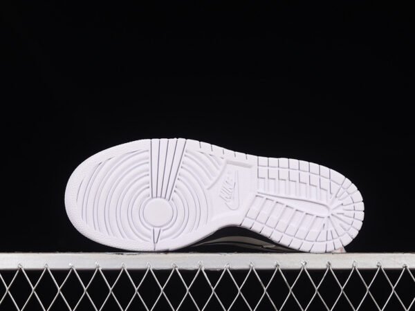 TOMO KATSUHIRO DUNK LOW SB STEAMBOY OST GREY_GREEN_BLACK_PINK