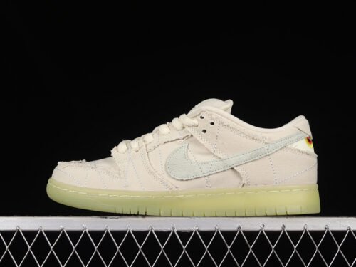 DUNK LOW SB MUMMY COCONUT MILK_SEAFOAM_YELLOW STRIKE
