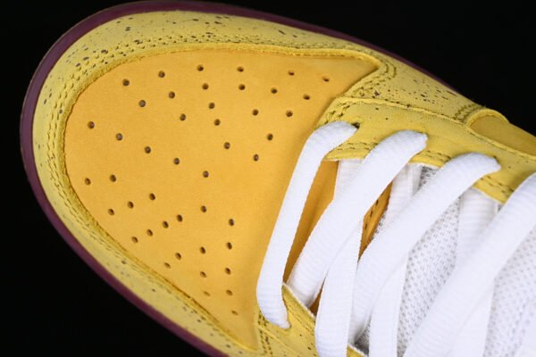 DUNK LOW PREMIUM SB YLLW OCHRE_TERRA BROWN