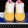 DUNK LOW PREMIUM SB YLLW OCHRE_TERRA BROWN