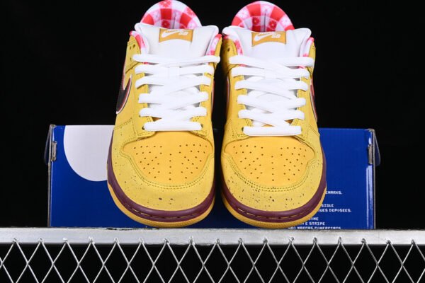 DUNK LOW PREMIUM SB YLLW OCHRE_TERRA BROWN