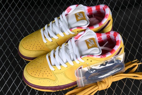 DUNK LOW PREMIUM SB YLLW OCHRE_TERRA BROWN