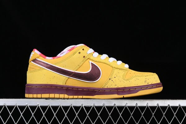 DUNK LOW PREMIUM SB YLLW OCHRE_TERRA BROWN